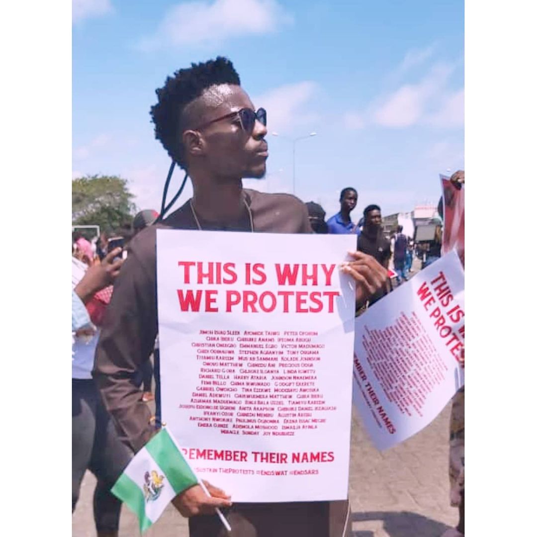 Tj4Christ_'s tweet photo. #Wewillnotforget. ✊🏼 #Oct20 #EndBadGovernanceinNIGERIA #Endsars #LekkitollgateMassacre https://t.co/Op7auqF3Um