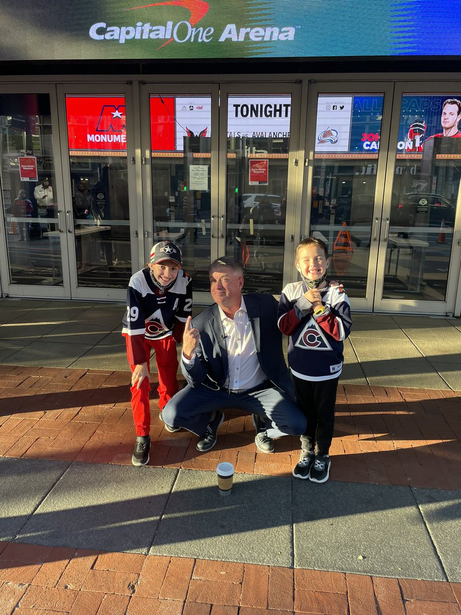 knicksmith's tweet image. Enjoying the Avs in DC tonight.   Thanks @RadioMoser for spending some extra time with my kids before the game.