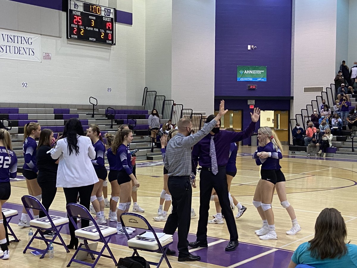 TheBHSPrincipal's tweet photo. Aaaaaaaand that’s a BALDWIN WIN 😈👏👏👏😈 https://t.co/MGylzoNVsl