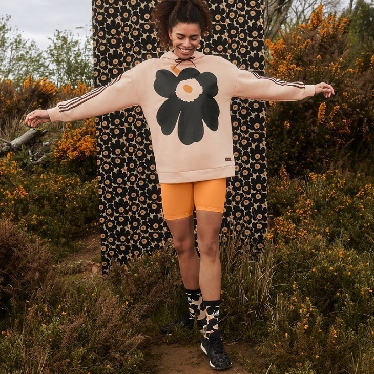 西武池袋本店 V Twitter アディダス と マリメッコ のコラボが実現 マリメッコのアートと アディダスの機能的なスタイルを融合 パフォーマンスとライフスタイルを両立させた種類豊富なコレクションをお楽しみください 10 27 水 11 9 火 8階 南