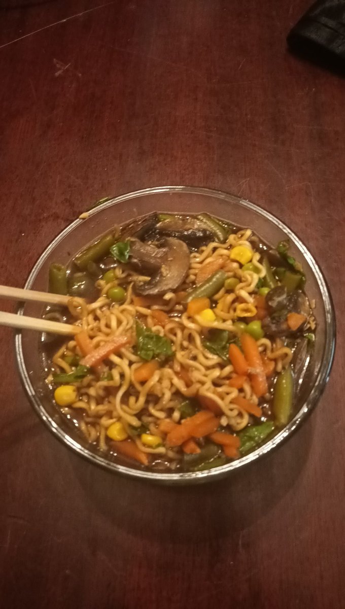 EntityDark6's tweet photo. @GordonRamsay  how does this home made ramen look? I made it myself! https://t.co/LN4rDK7nRg