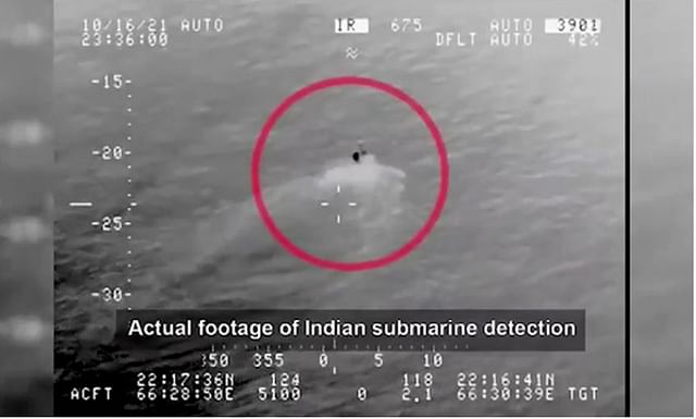 ArmanMiah305's tweet photo. Indian submarines in Pakistan's waters, demanding to stop the movement
#India #Pakistan #Submarines https://t.co/3VjX5PQOAe