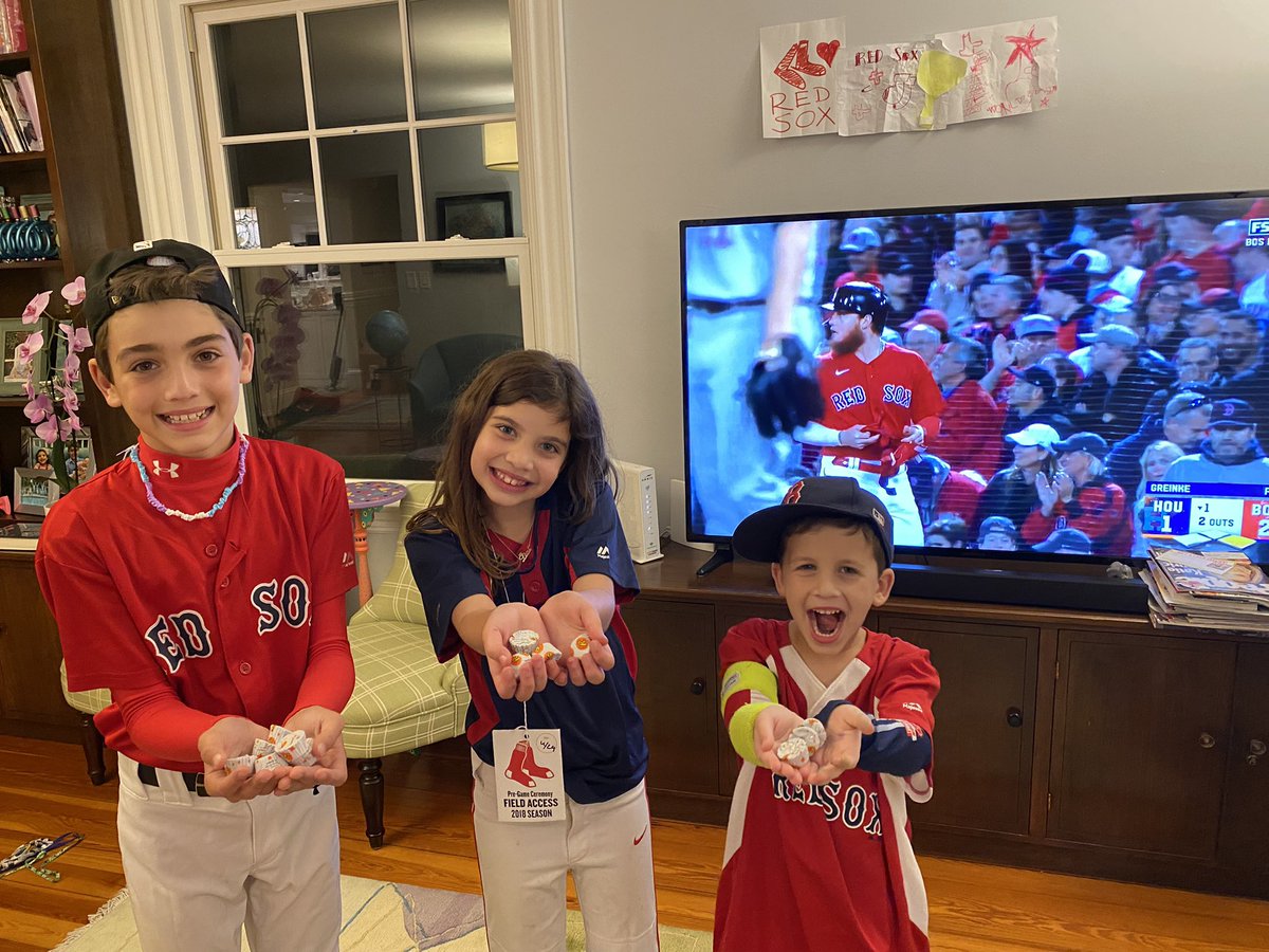 Outback_PT's tweet image. Gotta teach ‘em young @Steve_Perrault  #RallyCups