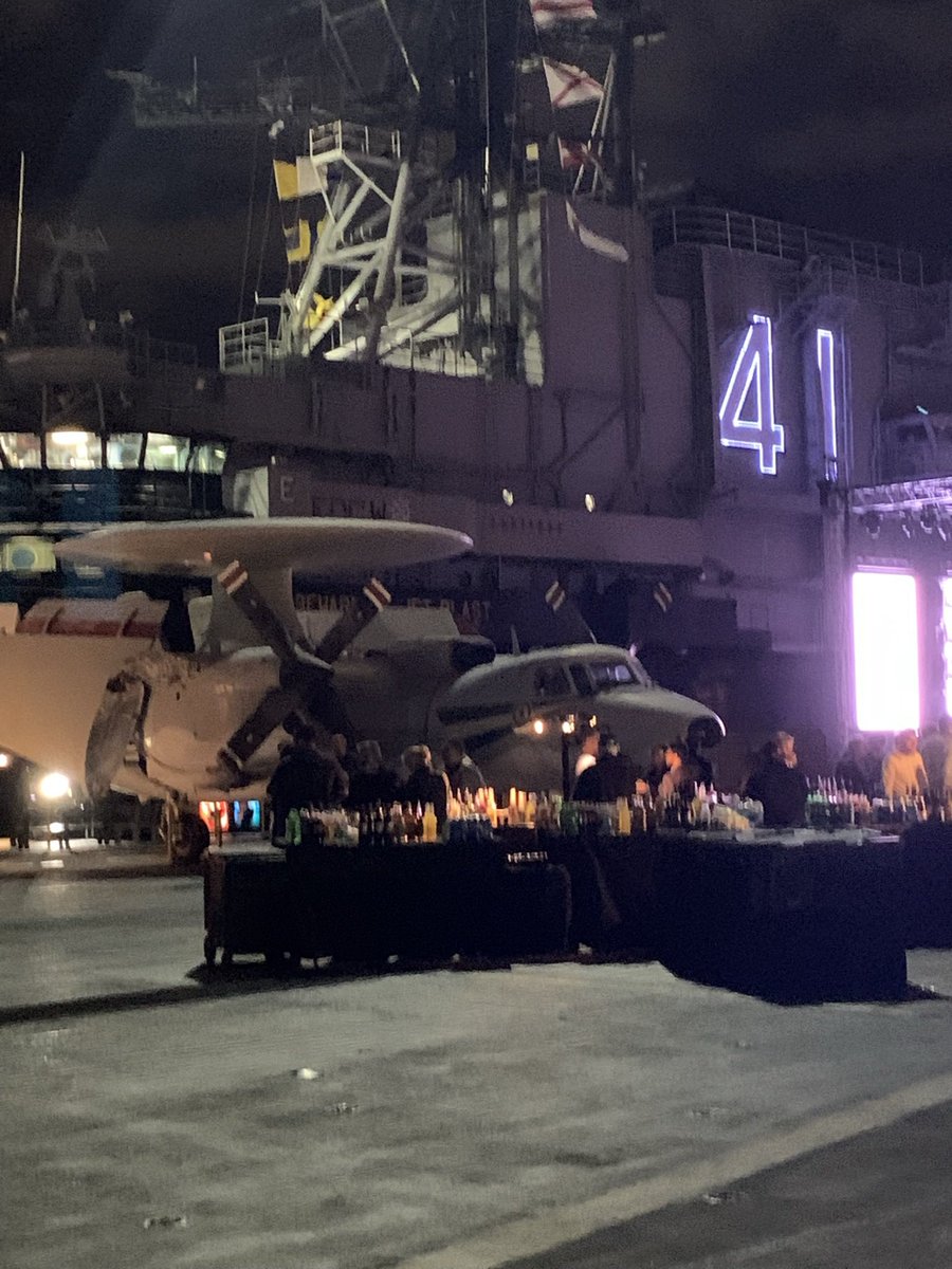 MrsHoltgraves's tweet photo. Now that was a cool night. Pitbull concert on the Midway! https://t.co/NZFV86oIej