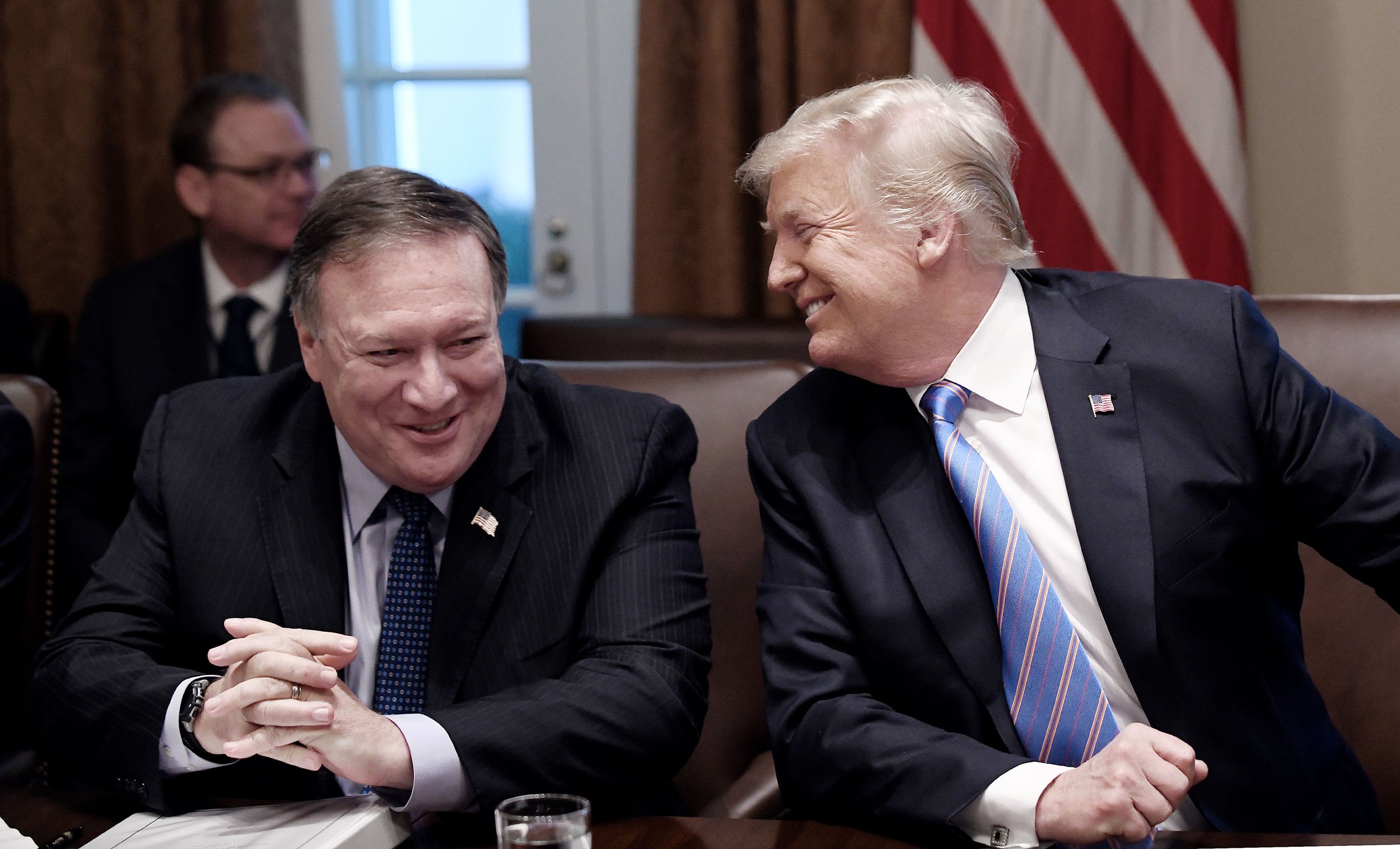 aaron rupar on twitter mike pompeo has lost an incredible amount of weight https t co pbldah5rdw twitter