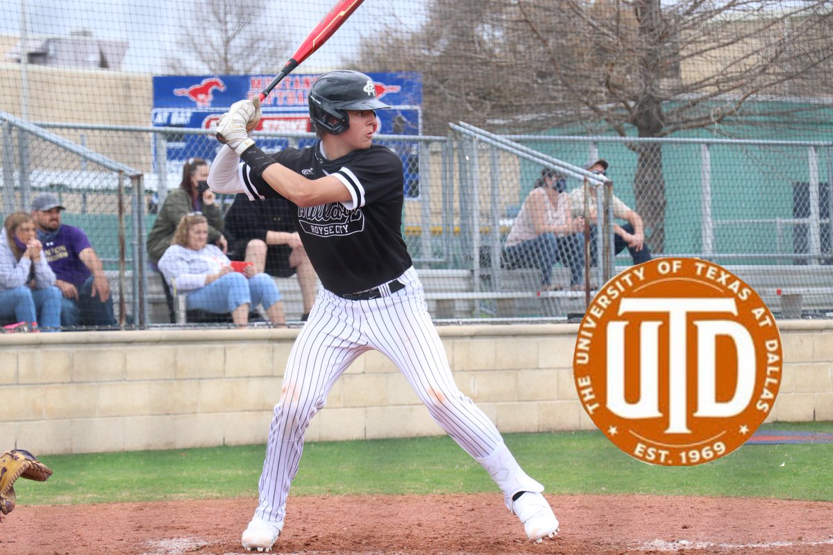 gabeforer5's tweet photo. After lots of thought and prayer, I’ve decided to continue my academic and athletic careers at The University of Texas at Dallas. I would like to thank God, family, and especially coaches. Very excited to be a Comet! #Whoosh #committed @UTDBaseball @TEXAS_OILERS @rchsbaseball2 https://t.co/mU8oyfrRsn
