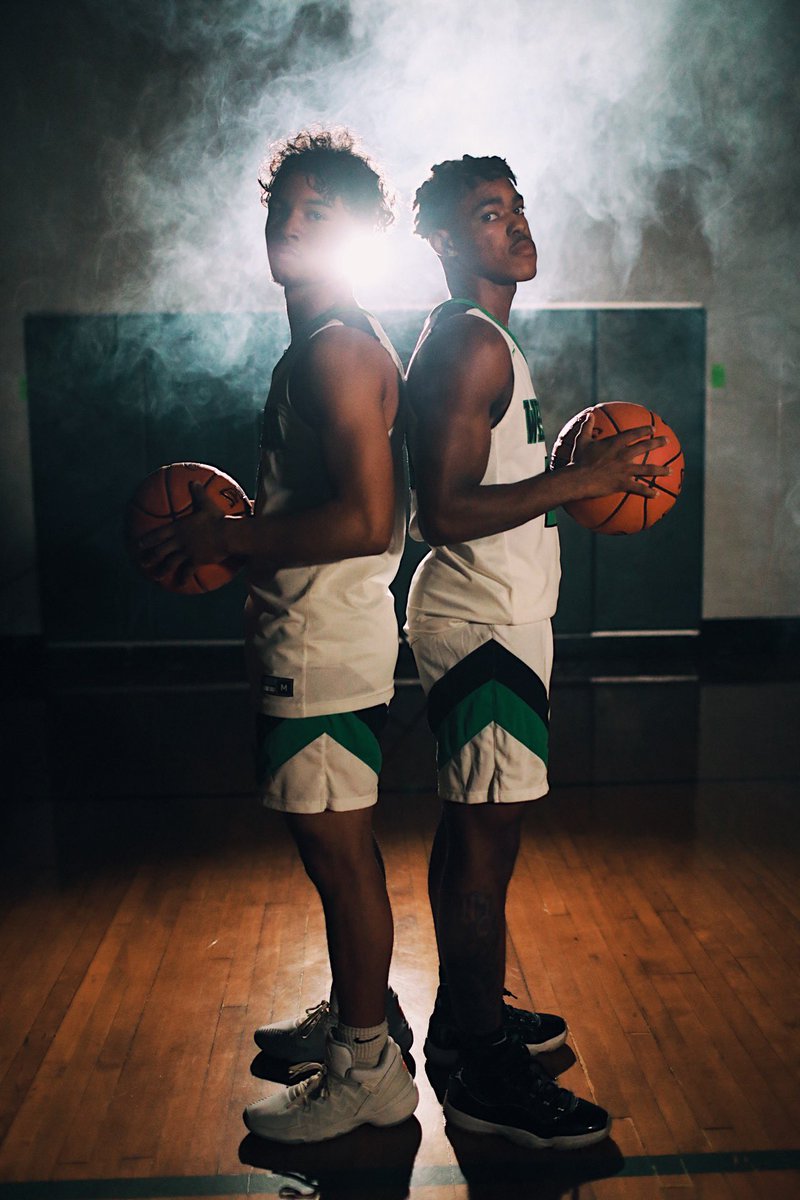 BA_KINGToday's tweet photo. 1 8 8 Feet @h20_trent3x X Ant Lawrence π«π« #DubzUp @WarriorsAllIn @bwbritt23 #PurposeVision #WesternBasketball #MyBackCourt https://t.co/IE6M6mP4BW