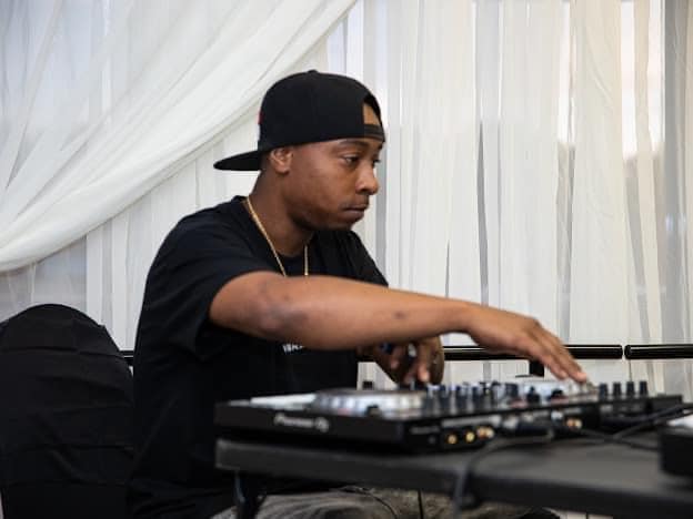 <a href="/TheRReport1/">The R Report Magazine LLC</a> October Producer of the Month: <a href="/DJShad478/">Djshad South Ga</a> - The R Report therreportmag.com/therreport1-oc…