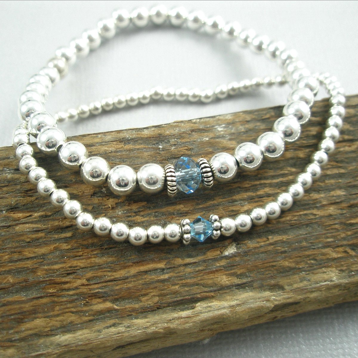 stoneberri's tweet photo. Birthstone Bracelet https://t.co/8Divbrbcy7 #Etsy #Stoneberri #TinyBracelet https://t.co/imr7bNjqS9