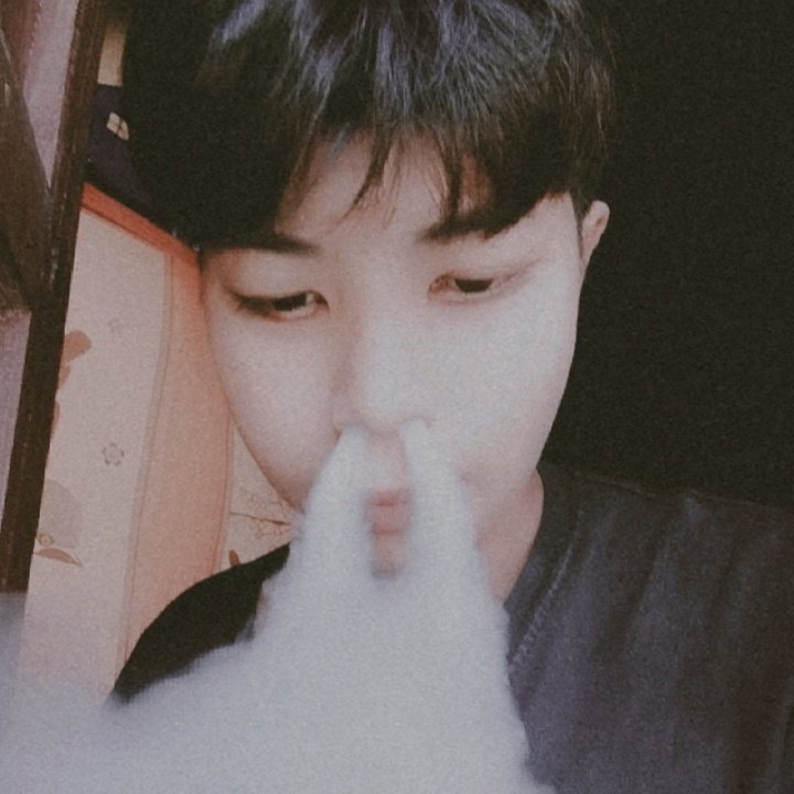 TomBank27's tweet image. ไม่ต้องพยายาม...ที่จะ "บิน"🤔🕊️🦅
ขอแค่ "เดินบนดิน" แล้วไม่ล้มก็พอ 👌🏿✌🏿