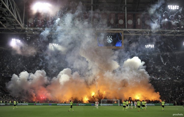 Franklinbode's tweet photo. Ajax Amsterdam ❤️ https://t.co/7NEDEBMHgM