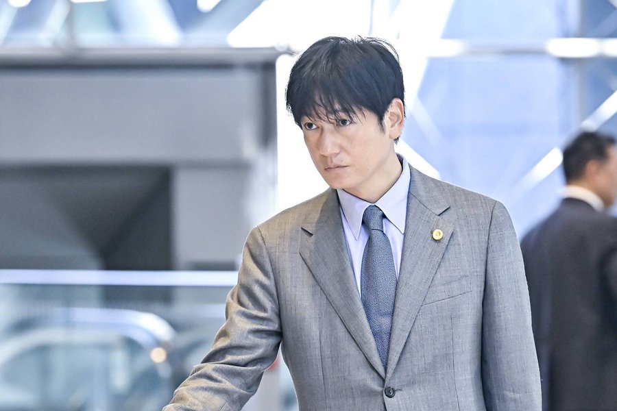 井浦新の本名や年齢は何歳 生い立ち 家族構成は シンママｌｉｆｅ