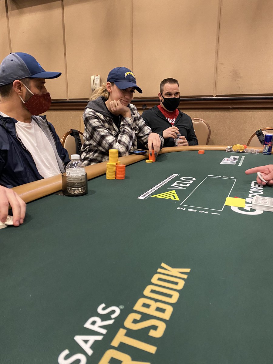 tkarn421's tweet image. Update: 18 left redraw w/ @hayleyocho! #DailyDeepstack