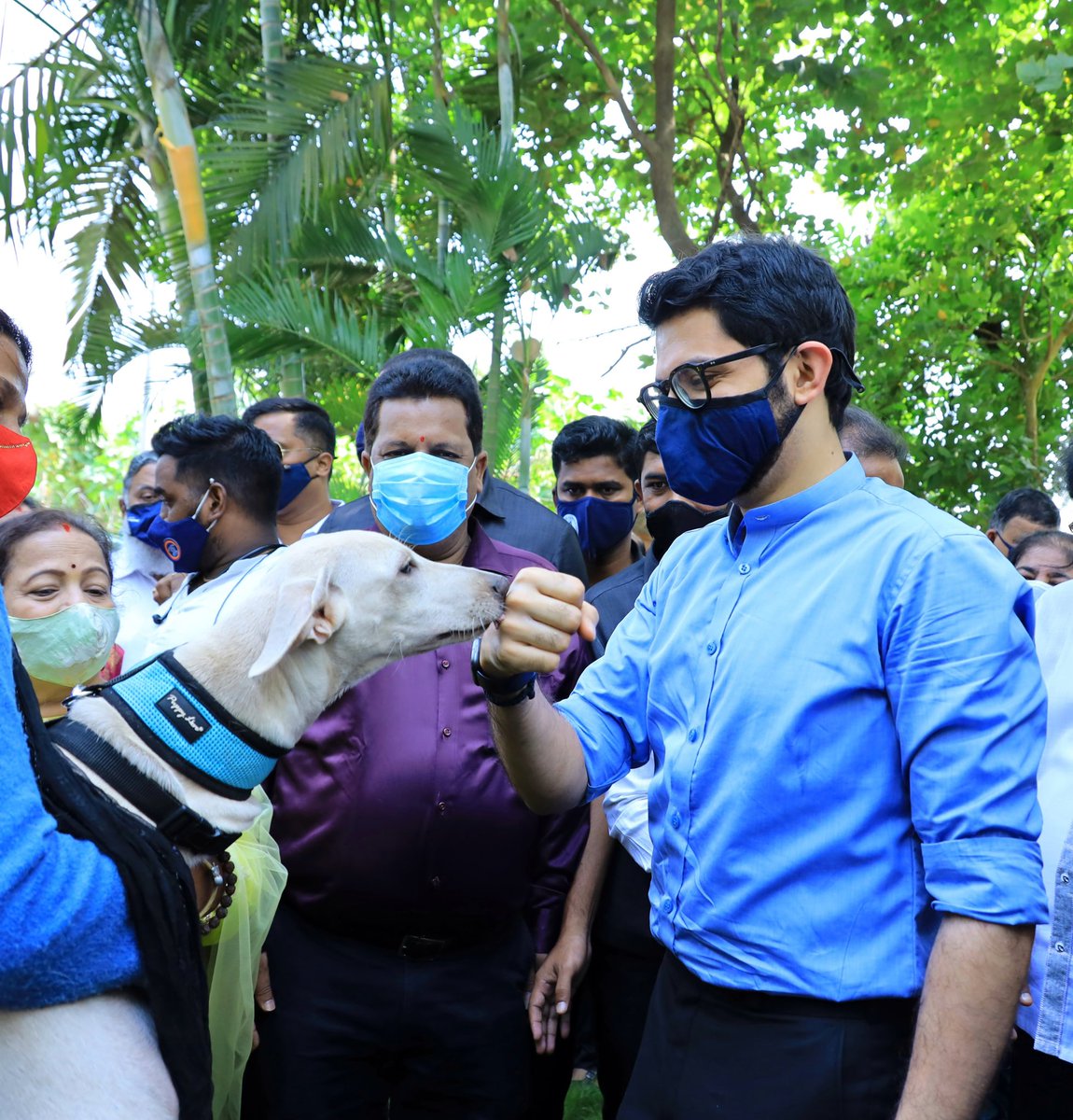 AUThackeray's tweet photo. Inaugurated a Pet Park at K/West Ward in Versova today. I thank corporator Pratima Khopde ji for this initiative that opens up space for our furry friends in the city. A special thanks to Shailesh Fanse ji and Dr. Kaul for their support. https://t.co/1Hmffx2P70