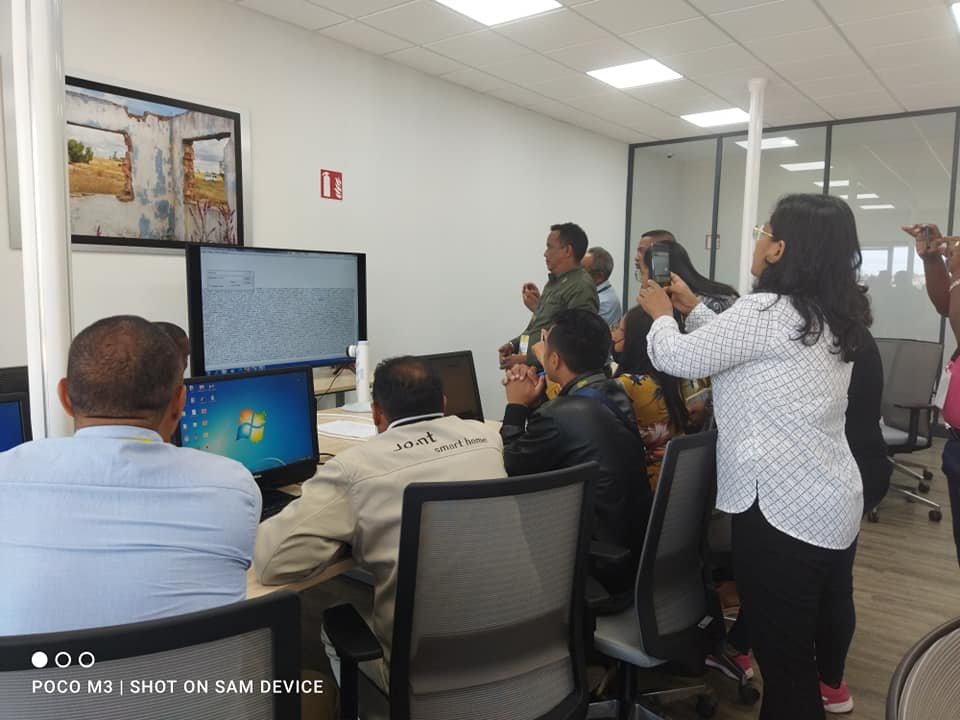 BookNewsMada's tweet photo. La #formation en #communicationdigitale continue chez #BookNewsMadagascar.
100 participants ont été formés depuis le mois d'Août, que ce soit en présentiel ou en ligne.
Les inscriptions sont encore ouvertes pour les intéressés. 😁
#TechnologiesForPositiveChange #digital https://t.co/SKlepe5OE5