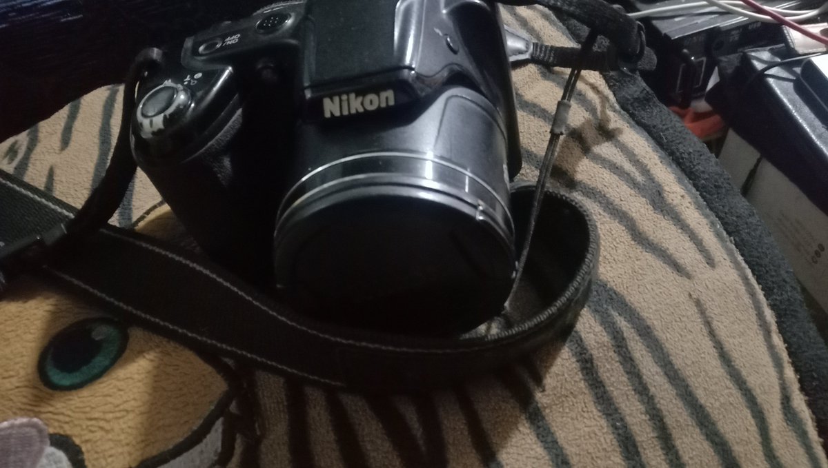 irwanjuanda1's tweet photo. Aku mau jual, 
Nikon coolpix
L320 yg mau langsung 085810269515 https://t.co/TwlATTKLk6