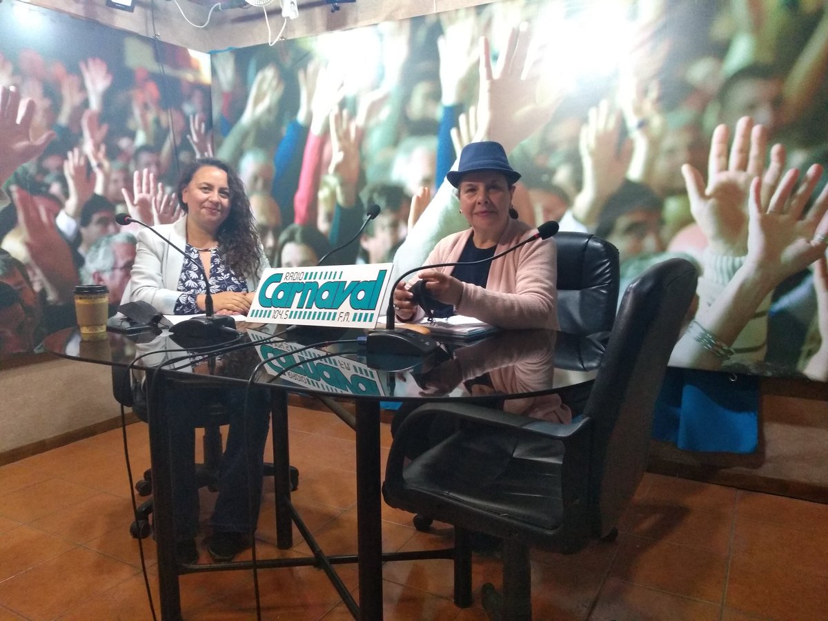 Hoy en nuestro Séptimo Programa Radial en <a href="/Carnavalfmcqbo/">Radio Carnaval 104.5</a> conversando de Salud Mental con KARLITA OROS <a href="/municoquimbo/">Municipio de Coquimbo</a> 
Es brillante sentir sintonía en un trabajo de Equipo 💥🌻💥
Gracias <a href="/DidecoC/">DidecoCoquimbo</a> 
<a href="/CristobalReyes/">Cristóbal Reyes B.</a>