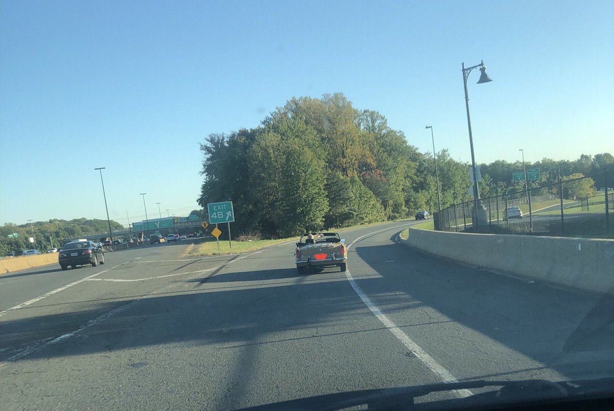 Jamwal271's tweet image. #Vowed to remain 
wedded to the vintage car
he adores

#PenYourTen