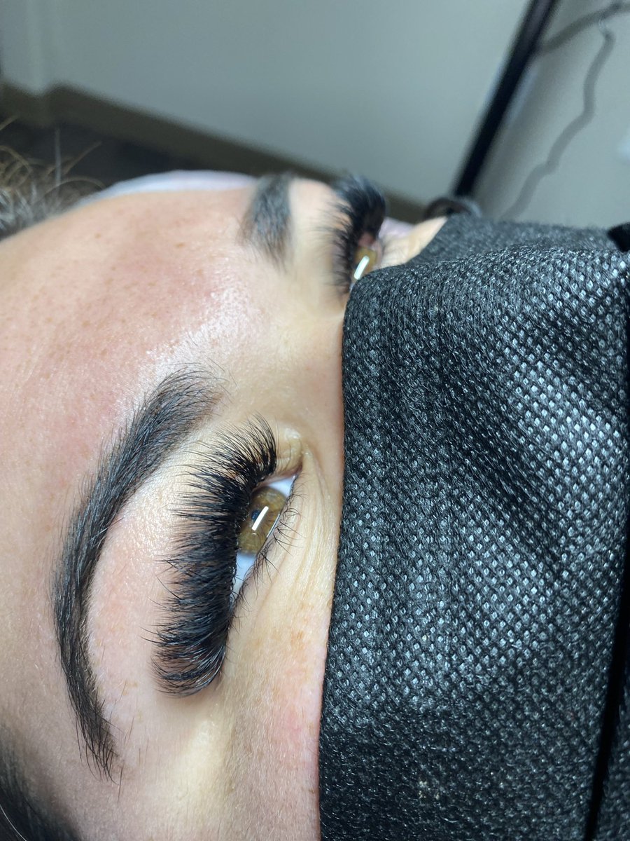 PrincessLex5's tweet photo. A simple RT could really help a girl out! 
IG- chiquilashes_  💓💓 https://t.co/NB6aDePNpR
