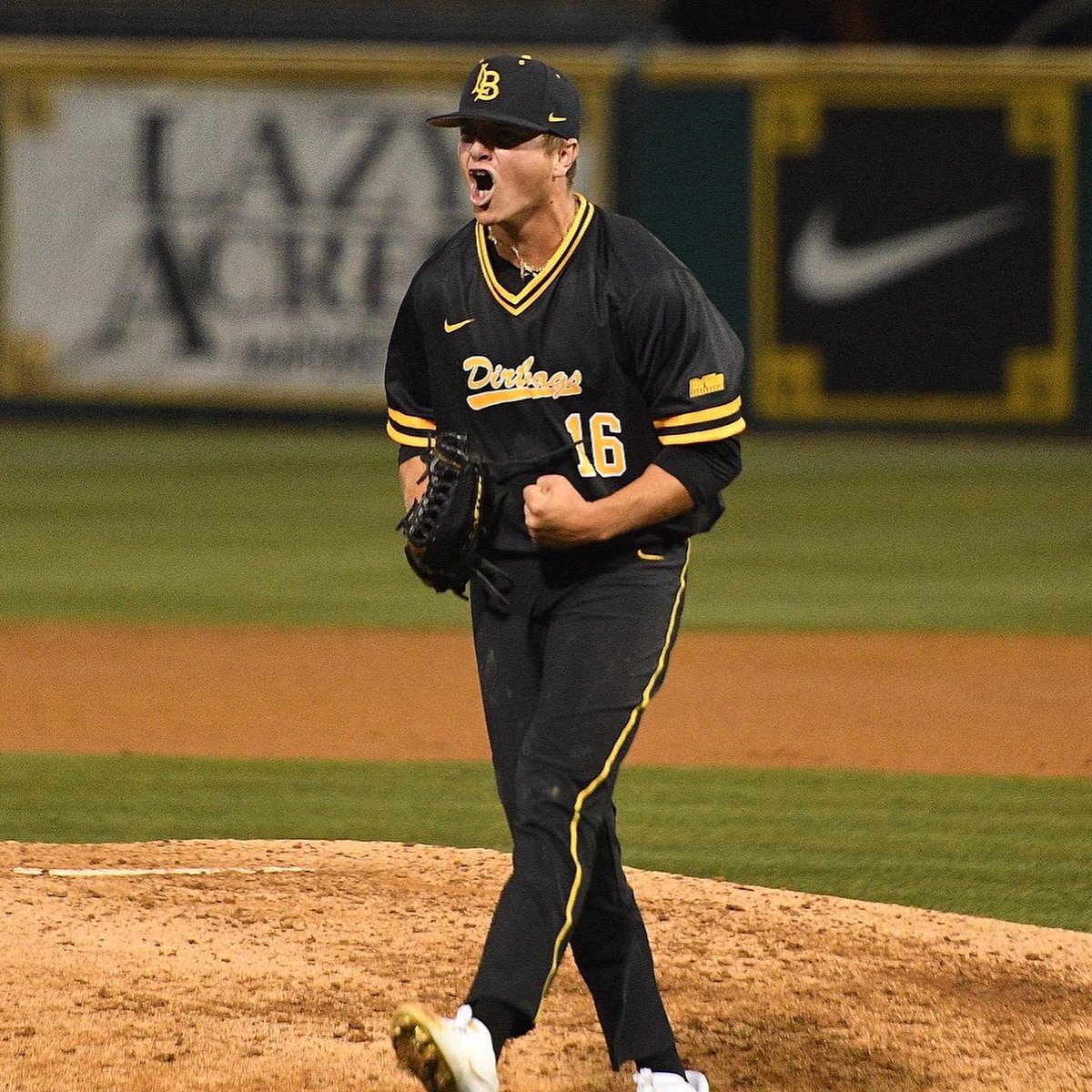 ladjevic_d's tweet photo. I am blessed to announce my commitment to play baseball at Long Beach State! Thank you to everyone who has been there along the way. https://t.co/Jdq9BryJzu