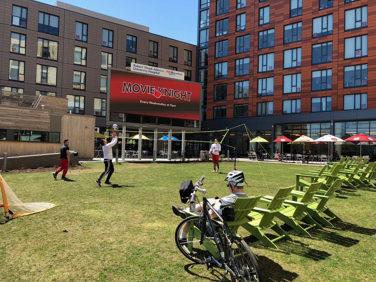 sclafani_v's tweet photo. This is a photo of the Yard on the College Ave Campus, I feel like this captures the essence of Rutgers, because I see the yard as a place to make connections, learn, and have fun!#DigiTechF21A  #TXC21 https://t.co/8O2eNqUXWo