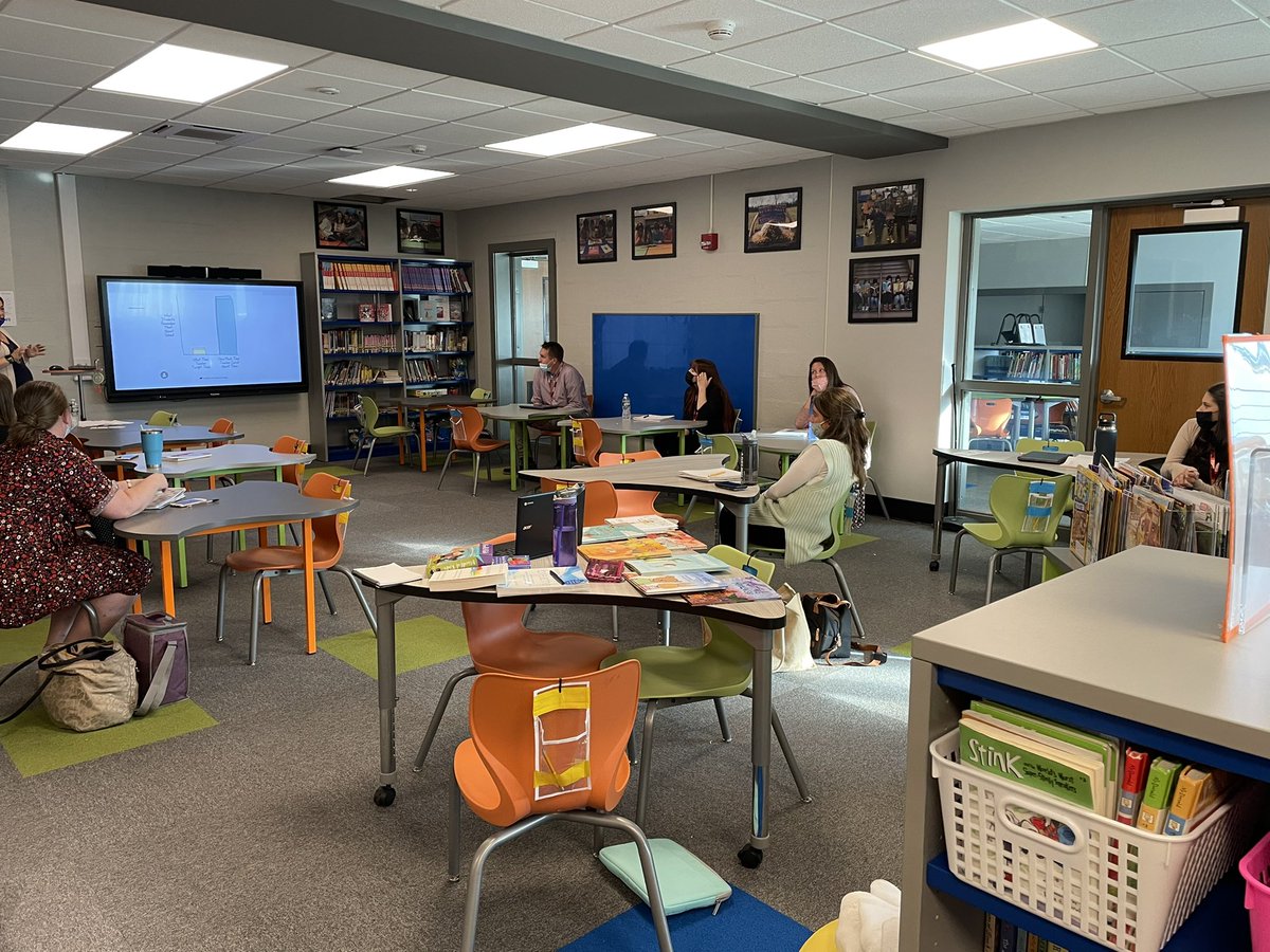 DegennaroNicole's tweet photo. Thank you to @mrs_murtagh for presenting on strategies to support the social emotional learning needs of students! @BethRoemerIT @SparkeShines @WeRStokes https://t.co/mlmhYq4fpm