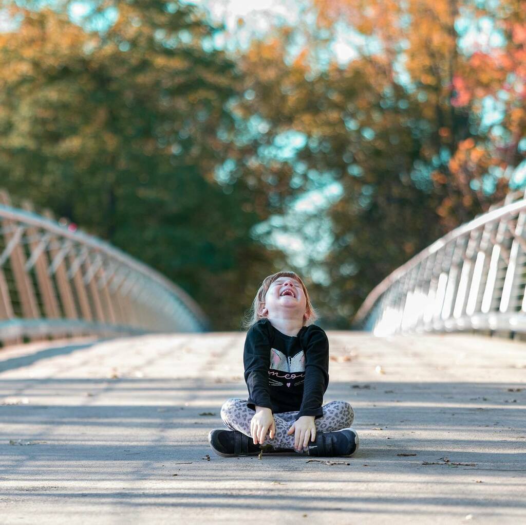 Life is better when you’re laughing. 

#fiveyearsold #daughter #model #girlmodel #nature #fall #autumn #canada #ontario #ldnont #519london #gibbonspark #laugh #joy #bridge #photography instagr.am/p/CVO99gMss6z/