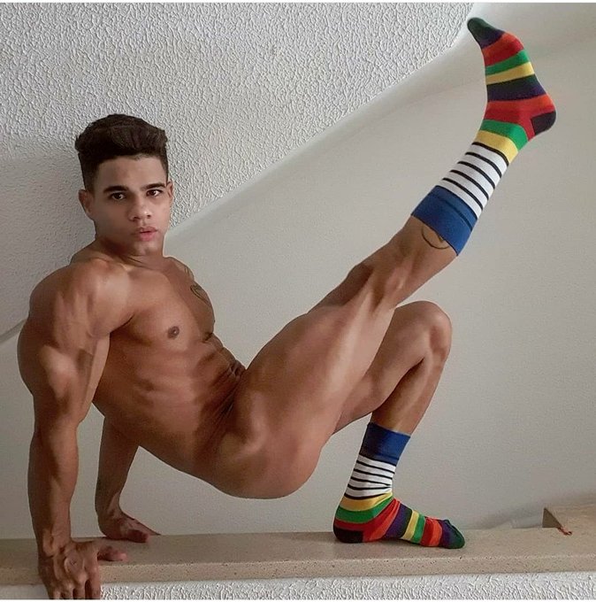 My favorite picture. 😝😝 More : https://t.co/Eco9se6xVu  https://t.co/lPLeOepiXN https://t.co/nmuhjH6<a href="/tag/andrewchristian"class="tags"><span>#andrewchristian</span></a>