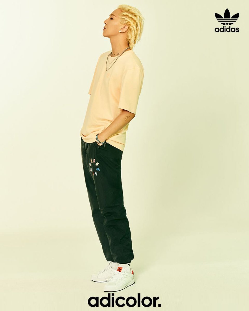 minoupdate's tweet photo. [INSTAGRAM] 211020 Originals_kr Update

Made Original by MINO
#adidasoriginals #adicolor #adicolorclassics 

#송민호 #MINO  @official_mino_ 

https://t.co/NPO0Oh4wbN https://t.co/rZ4S0xnOGv