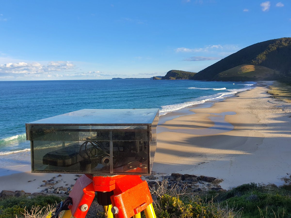 rosey_hart's tweet photo. For me, what's a main requirement of a field work location? A place to position a camera! Together with survey data, the video imagery can be used to calculate run-up statistics and swash parameters, identify nearshore boundaries and wave behaviour. #ScienceAThon #daysofscience https://t.co/vpG8ym6arn