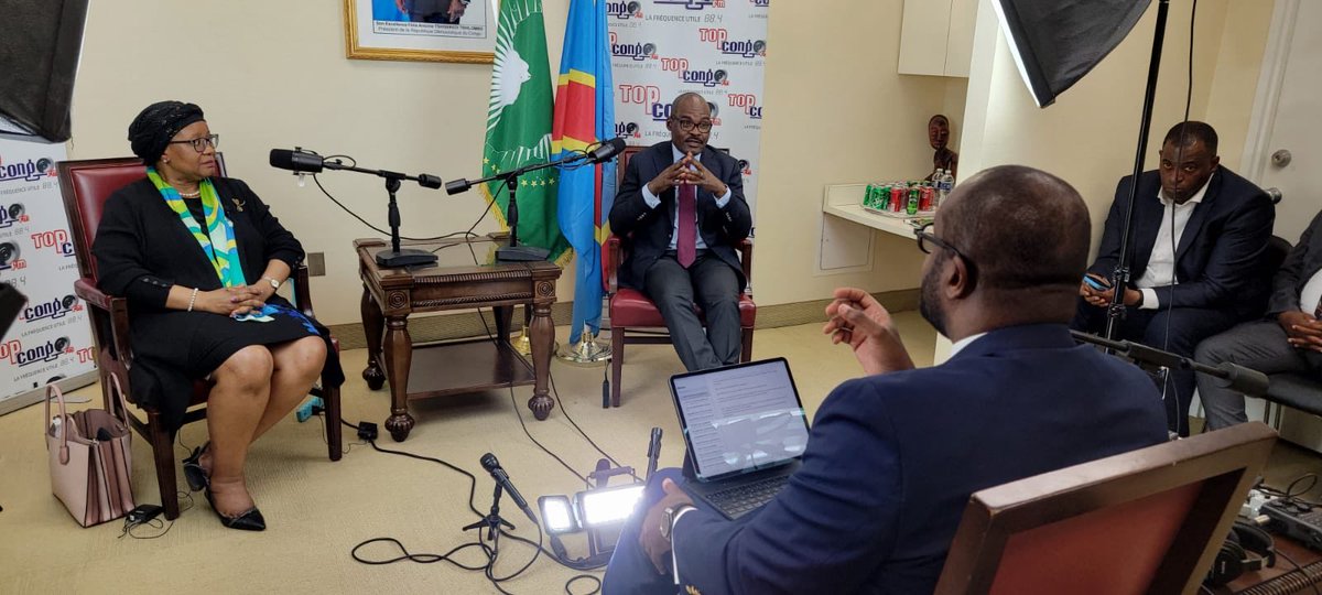 lusakuenoc's tweet image. J’espère que cette émission aura permis d’en savoir plus sur notre situation financière actuelle.
Mais comment faire pour que la production locale redémarre via des financements nationaux?
Réunir les acteurs autour de cette thématique est mon prochain objectif
#RDC #DRC