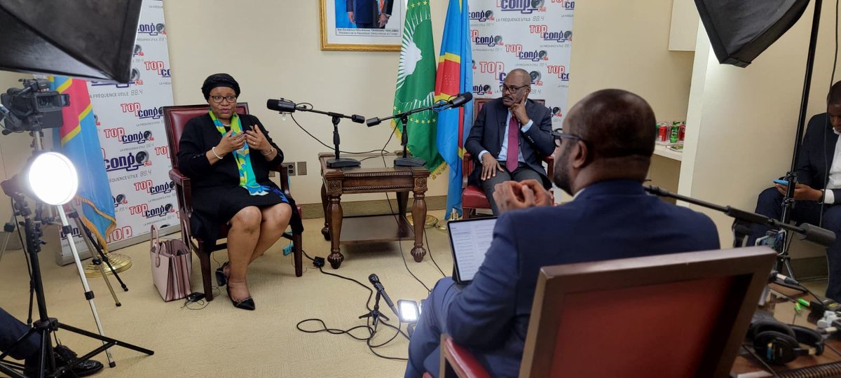 lusakuenoc's tweet image. J’espère que cette émission aura permis d’en savoir plus sur notre situation financière actuelle.
Mais comment faire pour que la production locale redémarre via des financements nationaux?
Réunir les acteurs autour de cette thématique est mon prochain objectif
#RDC #DRC