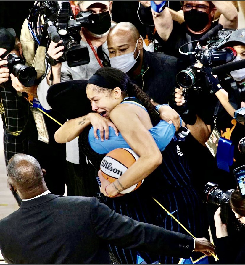 Such an incredible moment for <a href="/chicago/">City of Chicago</a> <a href="/CandaceParker04/">Candace Parker</a> <a href="/chicagosky/">Chicago Sky</a> <a href="/fox32news/">FOX 32 News</a>