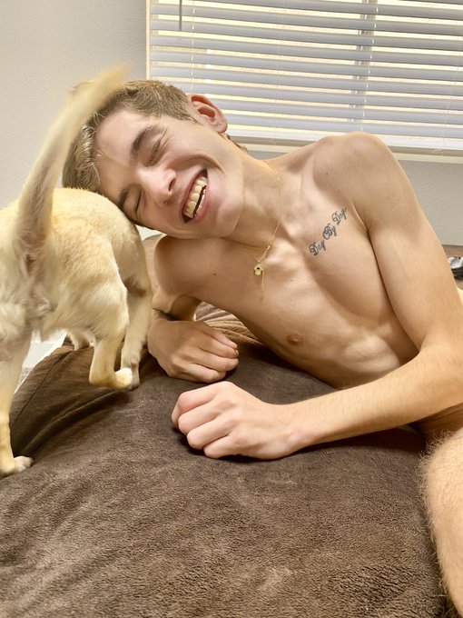 2 pic. Omg so hot!!! Thank u for great shoot! @LeviRhodesREAL @PierceParisXXX #poopTheChihuahua @WhamBam_Studios
