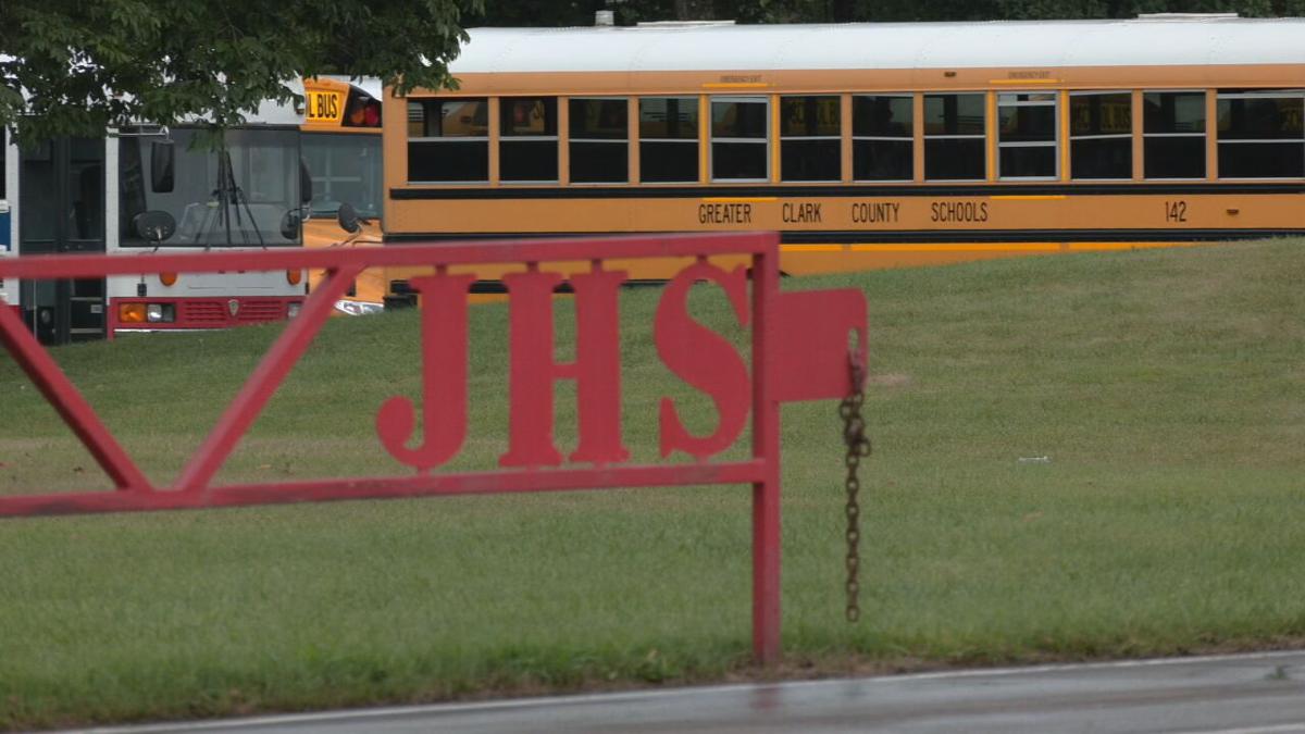 WDRB News (@wdrbnews) on Twitter photo Facing bus driver shortage, GCCS staff jump into action after drivers call out sick: wdrb.news/2Z8f33a l <a href="/SaraSideryWDRB/">Sara Sidery</a> Facing bus driver shortage, GCCS staff jump into action after drivers call out sick: wdrb.news/2Z8f33a l <a href="/SaraSideryWDRB/">Sara Sidery</a>