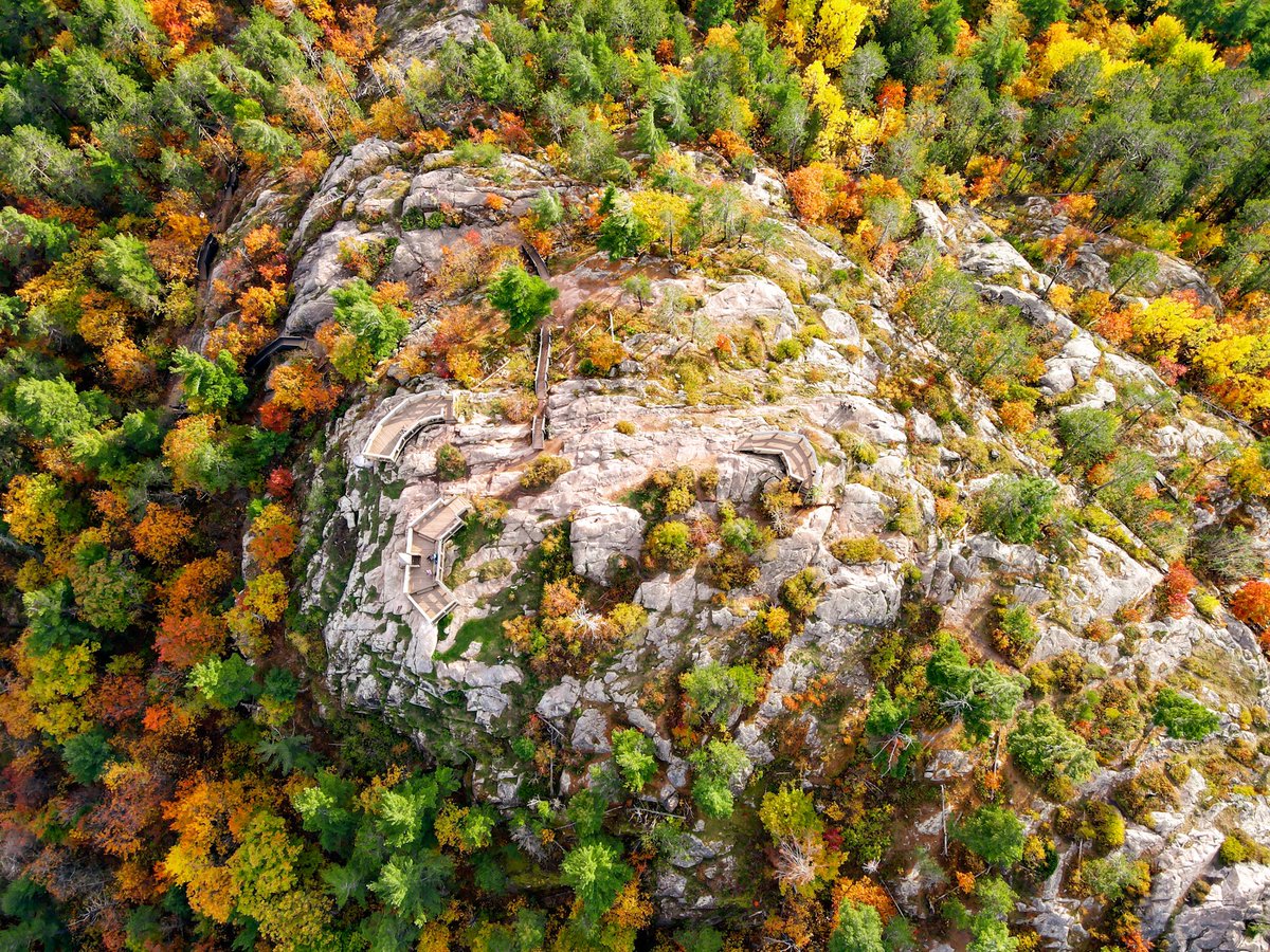 Fall is such an amazing time to fly a drone in #PureMichigan #UpperPeninsula #fallcolor #drone #MavicAir2 #SugarloafMountain #Marquette @PureMichigan @DJIGlobal