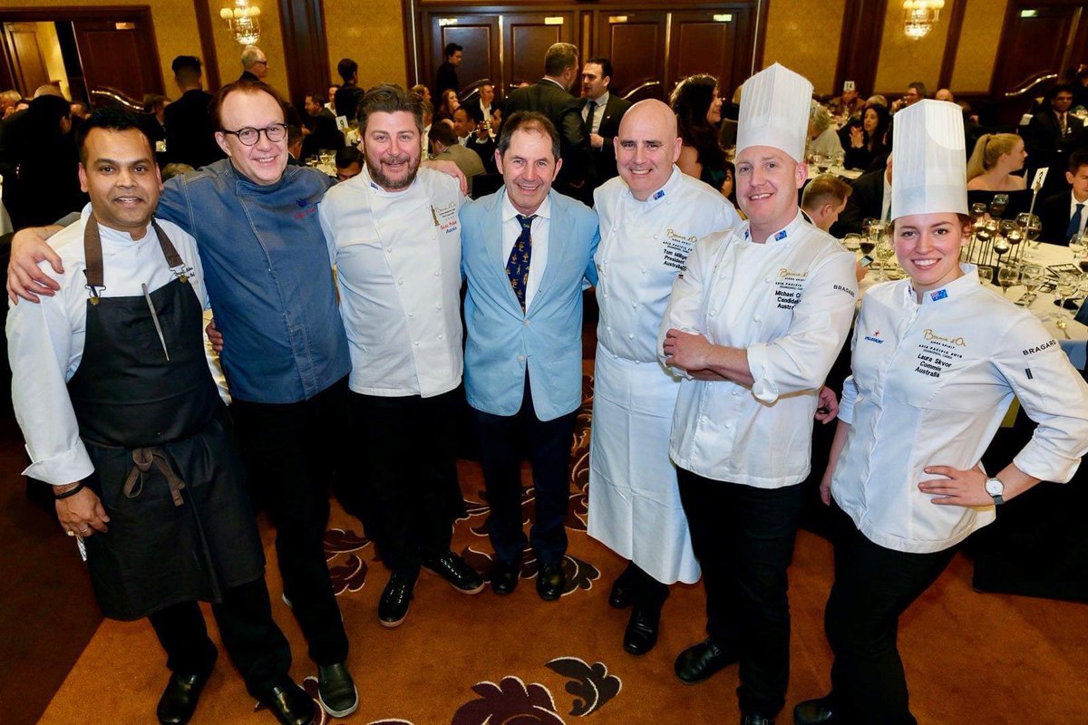 Happy #internationalchefsday from #bocusedoraustralia! 
Pictured L-R at the Road to Lyon Dinner 2018 are Deepak Mishra, Philippe Mouchel, Scott Pickett, Gabriel Gaté, Tom Milligan, Michael Cole and Laura Skvor.