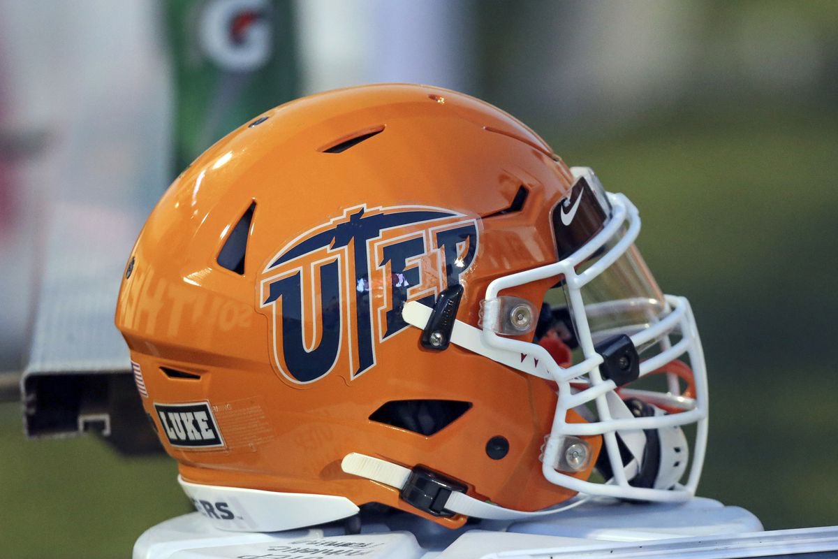 NoahLavulo1's tweet photo. Great conversation with @Coach_ScottyO  blessed to receive my second offer from The University of Texas at El Paso! ⛏🔥 @CoachWally @UTEPFB @coachTcsm @CSM_Football https://t.co/L2GCzSsVic
