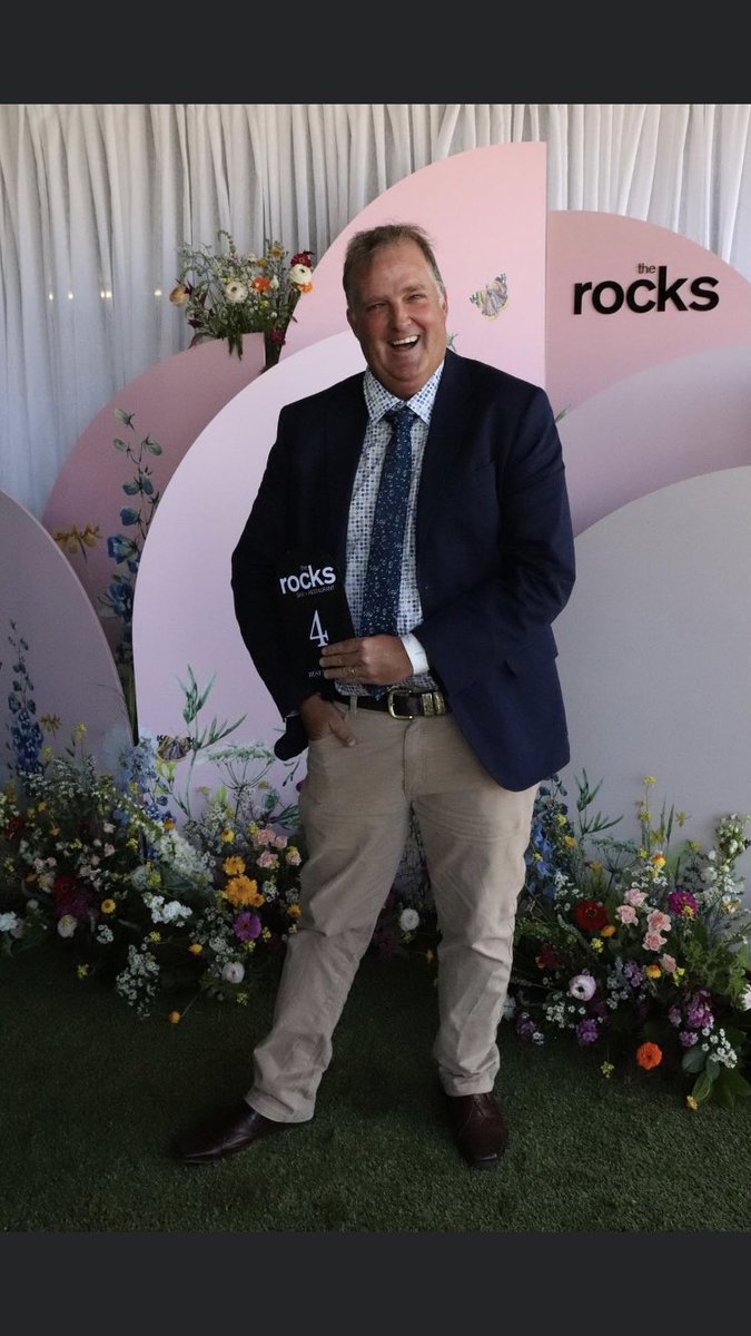 The things we find on other social media ⁦⁦<a href="/rossthecqagro/">☘️💐🍄🐂🥩Beef Agronomist⛈🥃🏝🦀🗽</a>⁩ Fulltime Agro part time fashionista, clearly got dressed by his wife and wasn’t left to his own devices other than being probably 10 beers deep