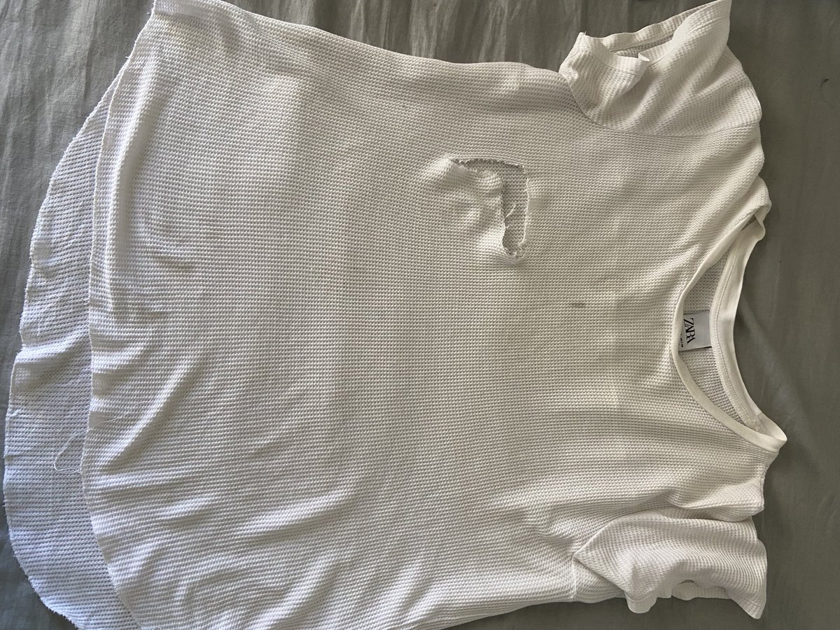 asifwar4's tweet photo. Look at the quality of @ZARA your clothes can tear off from anywhere not just the stitches . This is the only international brand with such a poor quality clothing. @ZARA_Care #zara #india https://t.co/SZxv5OaXXY