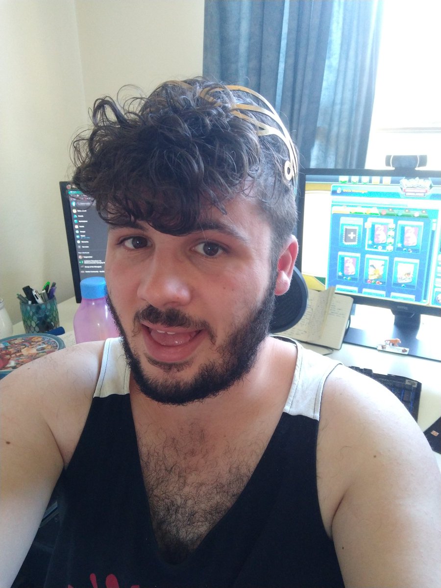 FaeGamerBoi's tweet photo. Hey folks! Live in 5 with some #PokemonTCG, come watch along and cheer me on 😁😁
https://t.co/VrudNyxoaV https://t.co/k81RzVDSI1