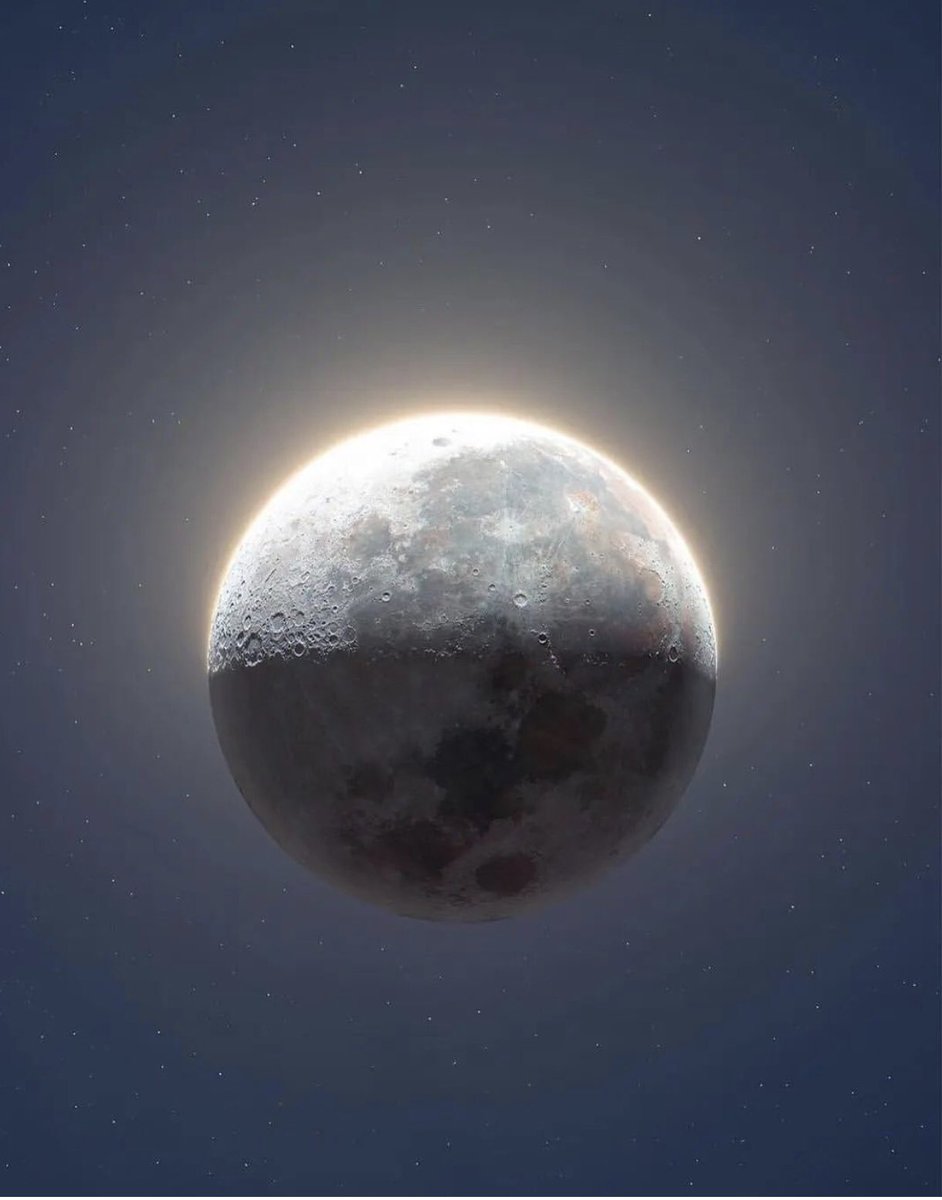 luisdellano's tweet photo. #lunaDeOctubre https://t.co/GeFGOdMO0d