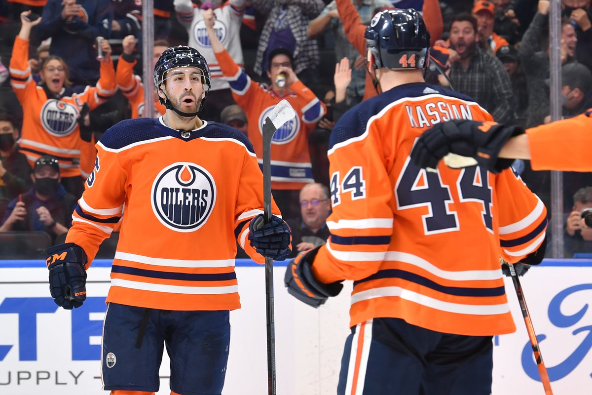 EdmontonOilers's tweet photo. 3-0-0. #LetsGoOilers https://t.co/qQ9dfpa9NF