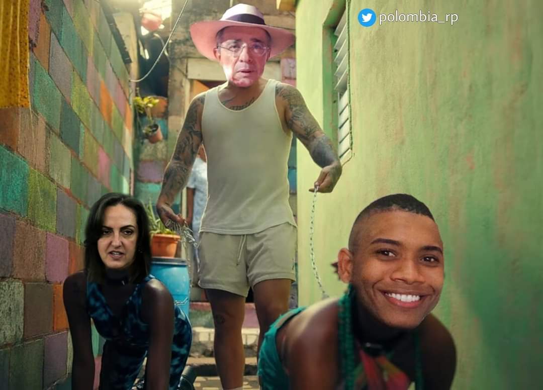 CruzBry2's tweet photo. Y la foto del día es para @MiguelPoloP y @MariaFdaCabal  y el señor matarife jajajajja los perros falderos del paraco jajajaja https://t.co/wFSFpRJ1f9