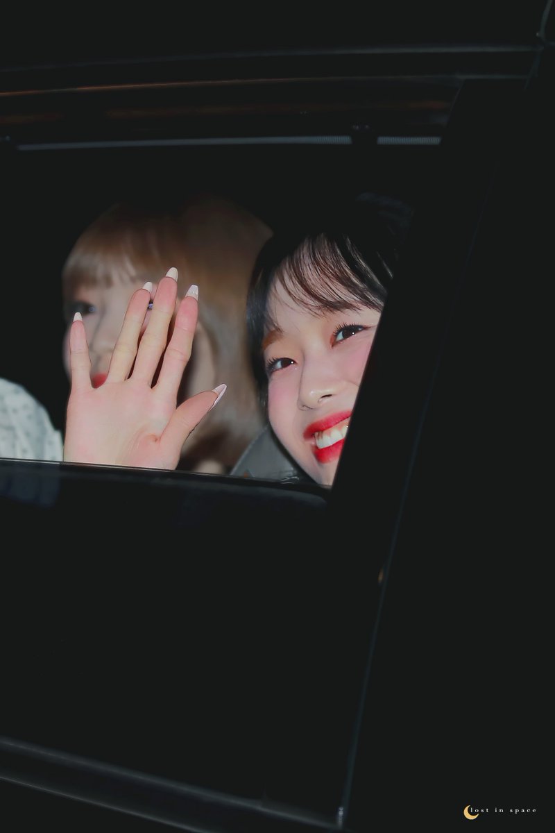 lost_inloona's tweet photo. 🍰🐧🍑🎉
#HappyChuuDay 
#츄 #Chuu #이달의소녀 #LOONA
@loonatheworld https://t.co/3yPMUHw5Uu