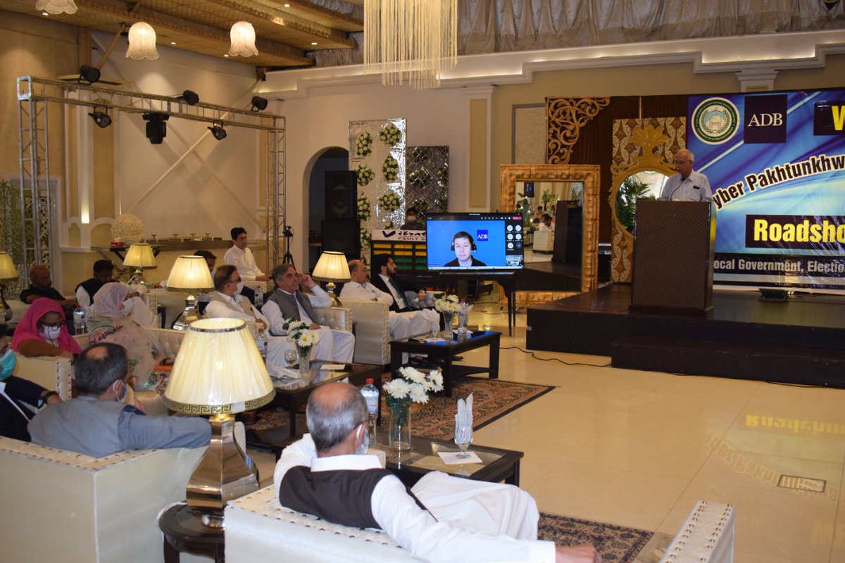 ShujaatSay's tweet photo. Khyber Pakhtunkhwa Cities Improvement Project Roadshow/Pre Bid meeting organized at Sheraz Gathering Hall. Reputable National and International Contracting Firms participated in the event. Additional Chief Secretary GoKP was the chief guest of the event. 
@PublicPakistani https://t.co/iOjijwNgC3