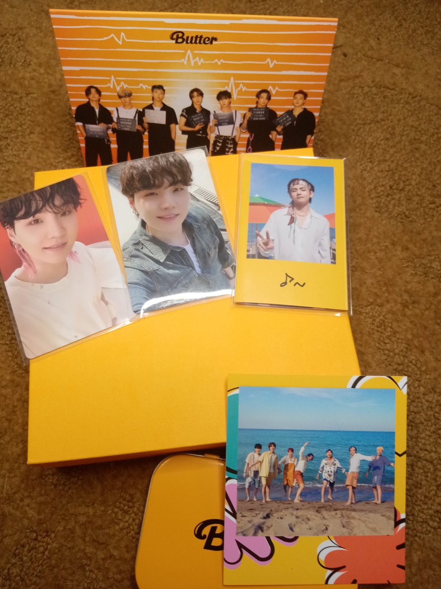 harutomylovr's tweet photo. my butter cream finally came home!! Thank you so much @DalbeeC for the smooth transaction, i really love my pulls huhu hindi naman uwing uwi si yoongi masyado. cream ver yung album ko pero yung poster peaches ver. Thank youππ #DBC_PROOFS https://t.co/U4pSoVpqKv
