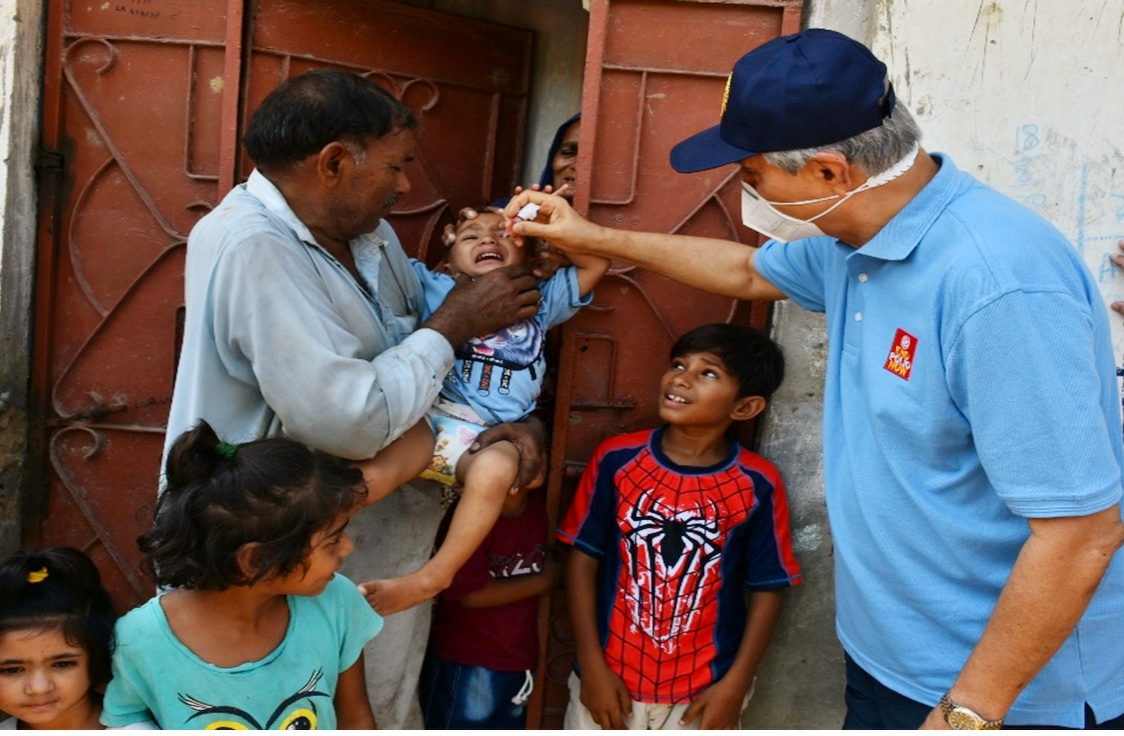 Let us pledge on World Polio Day - to knock every door & reach every child to make this world polio free - TRF Trustee Aziz Memon