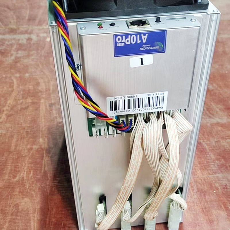 ctuong025's tweet photo. #BTC leap makes me happy. good profit when you mine #BTC #ETH #DOGE.... at the moment.
need to mine cryptocurrency, i sell good tools for you to do it:  Innosilicon A10 pro+ 720mh, Bitmain Antminer S19 Pro, S17 56Th/s, GPU VGA GTX.. RX... https://t.co/OhRjSSYNlE