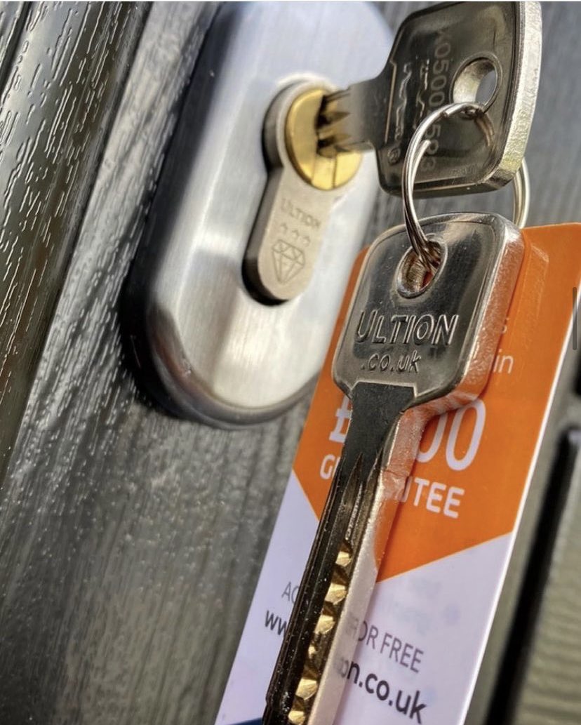 In the UK, burglary is one of the most common crimes, with one happening every 108 seconds. That means there are on average 34 burglaries committed every hour.

That means that 816 burglaries will take place TODAY. 

It’s important you have a lock that protects, 
Ultion protects.